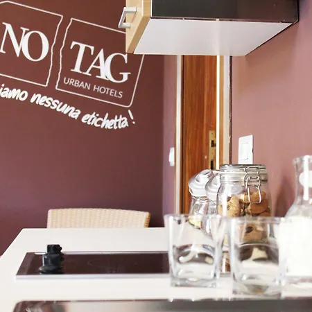 Hotel No Tag Urban