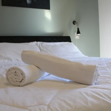 Hotel No Tag Urban 3*