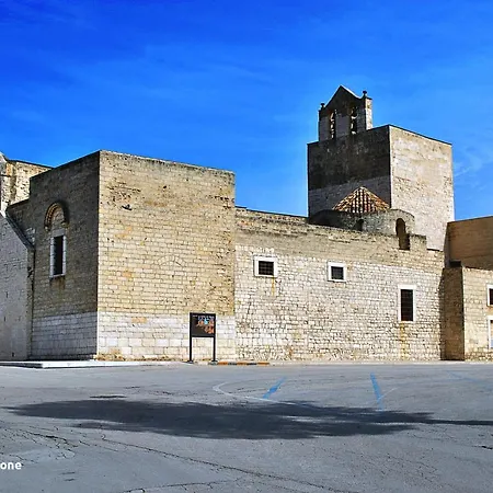 No Tag Urban Hotel Trani